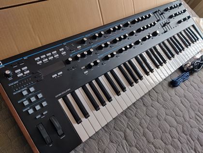 Novation-Summit